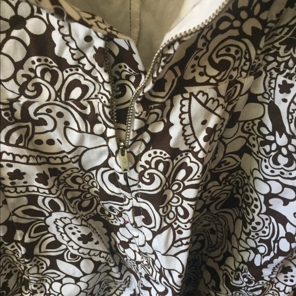 Sold - Picture 3 of 6